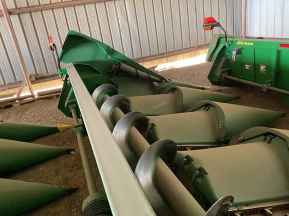 Image of John Deere C12R equipment image 4