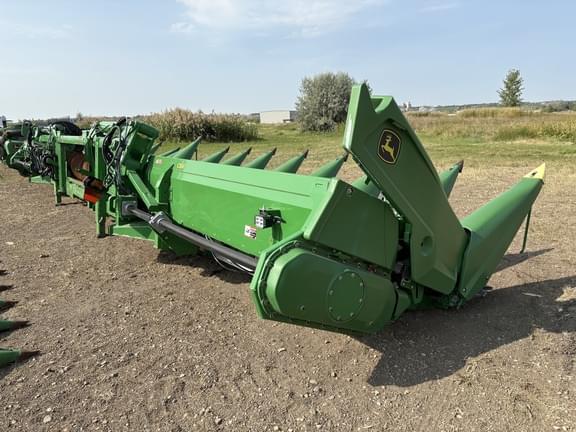 Image of John Deere C16F equipment image 3