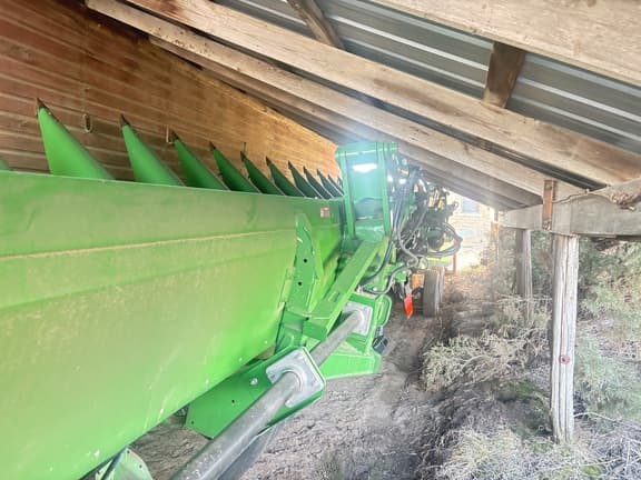 Image of John Deere C16F equipment image 2