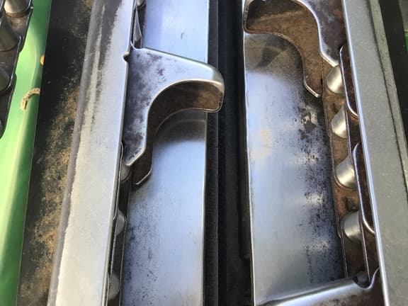 Image of John Deere C16R equipment image 3