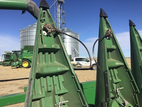 Image of John Deere C16R equipment image 3