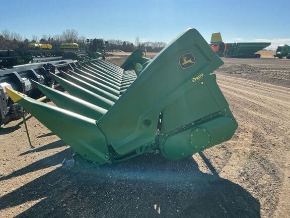 Image of John Deere C16R equipment image 2