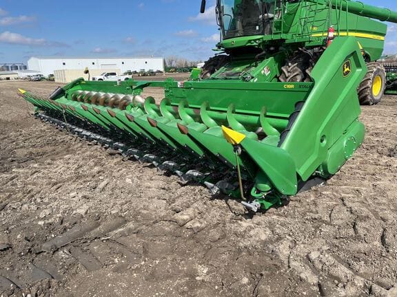 2022 John Deere C18R Equipment Image0