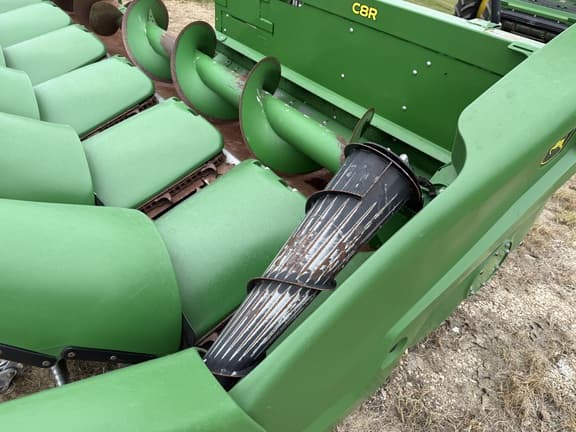Image of John Deere C8R equipment image 2