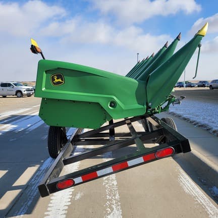 Image of John Deere C8R equipment image 1