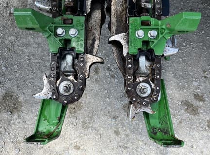 Image of John Deere C8R equipment image 2