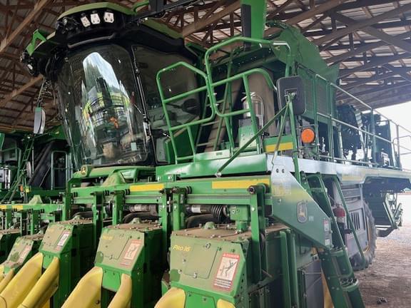 Image of John Deere CP770 equipment image 2