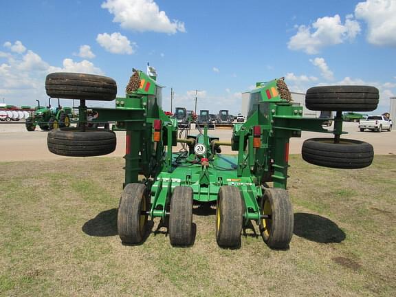 Image of John Deere FC15R equipment image 3