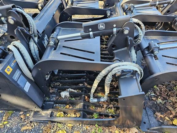 Image of John Deere GR84B equipment image 1