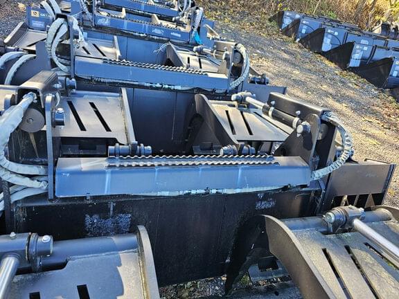 Image of John Deere GR84B equipment image 2