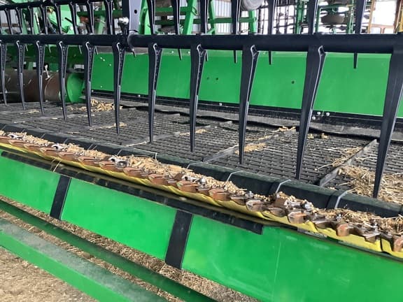 Image of John Deere HD35F equipment image 4