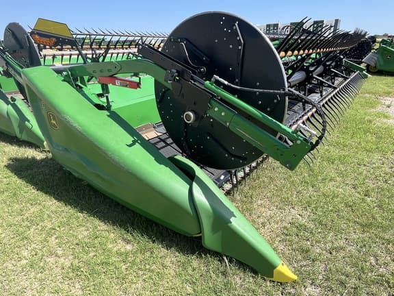 Image of John Deere HD35R equipment image 1