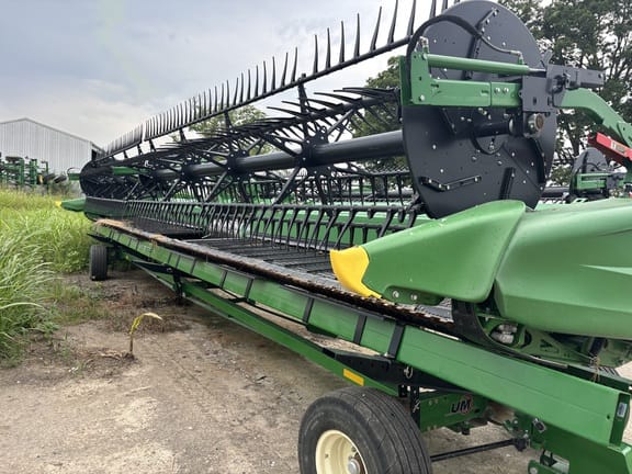 2022 John Deere HD40F Equipment Image0