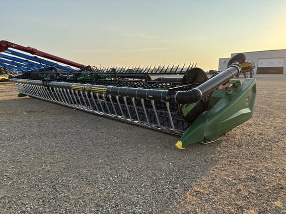 2022 John Deere HD40F Equipment Image0