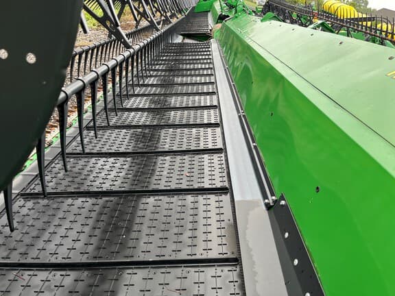 Image of John Deere HD50F equipment image 4