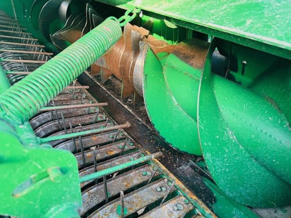 Image of John Deere L341 equipment image 2