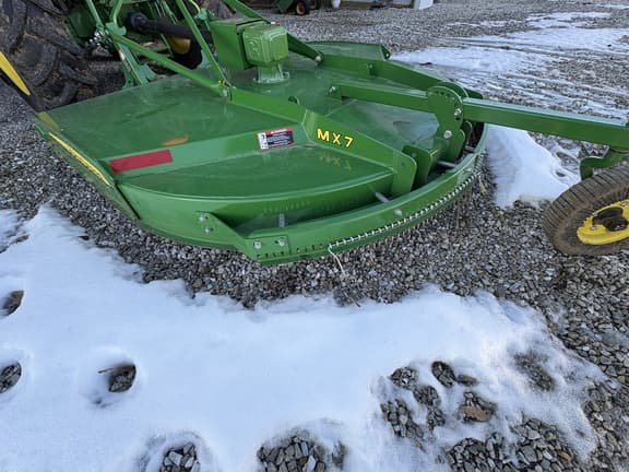 Image of John Deere MX7 equipment image 2