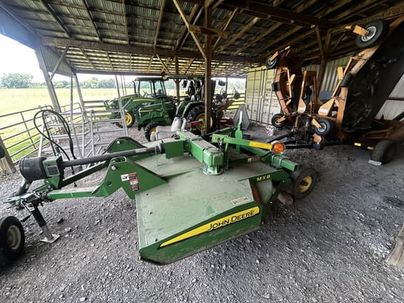 Image of John Deere MX8 equipment image 3