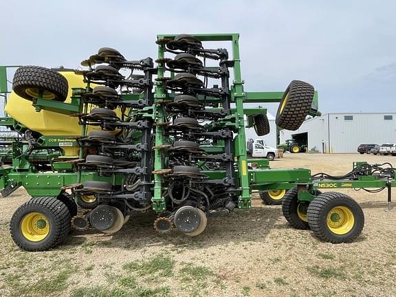 Image of John Deere N530C equipment image 1