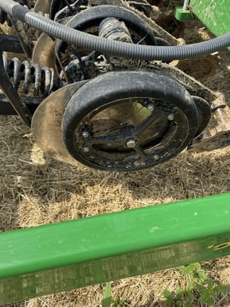 Image of John Deere N540C equipment image 4