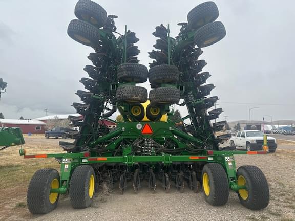 Image of John Deere N560 equipment image 3