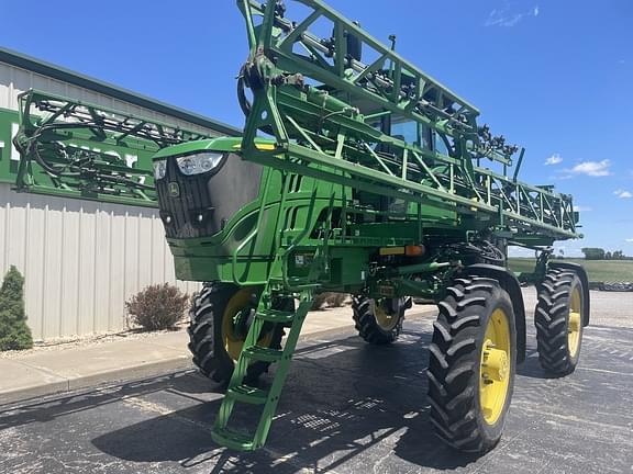 Image of John Deere R4023 equipment image 1