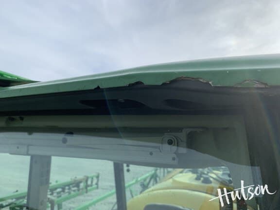 Image of John Deere R4023 equipment image 4