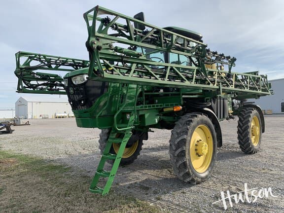 Image of John Deere R4023 equipment image 1