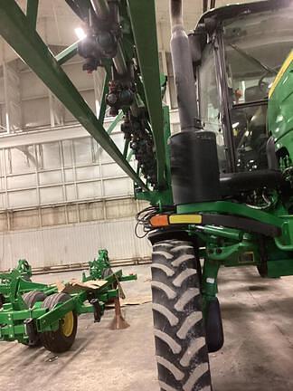 Image of John Deere R4023 equipment image 2