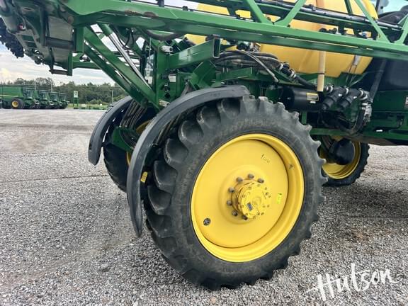 Image of John Deere R4023 equipment image 4