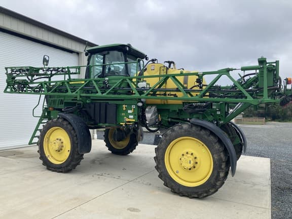 Image of John Deere R4023 equipment image 1