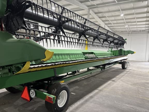 Image of John Deere RD35F equipment image 1