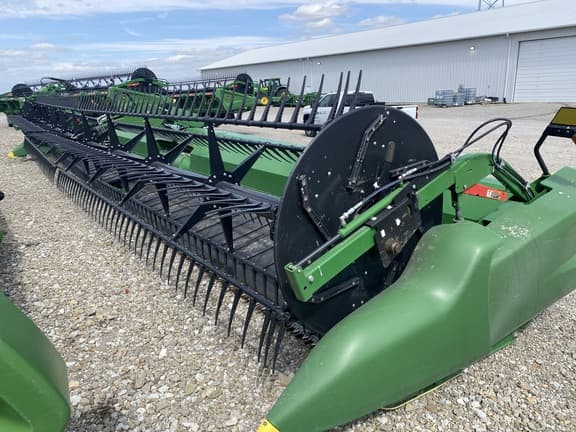 Image of John Deere RD40F equipment image 1