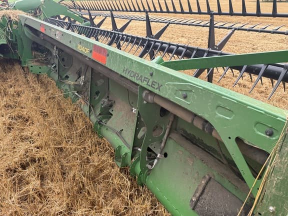 Image of John Deere RD40F equipment image 4