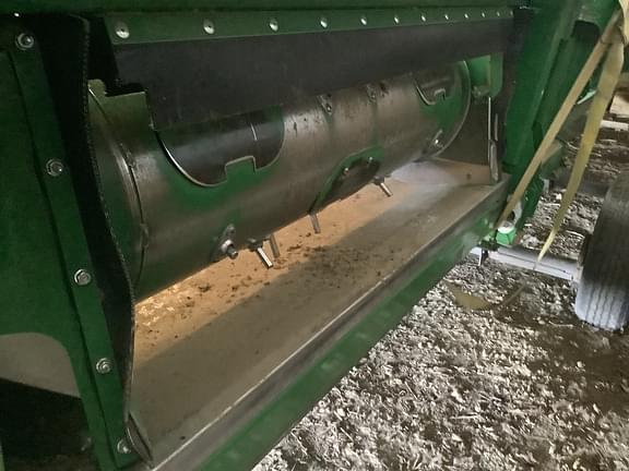 Image of John Deere RD40F equipment image 3