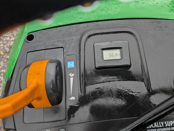 Image of John Deere S100 equipment image 4