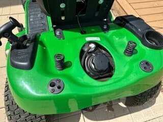 Image of John Deere S140 equipment image 4
