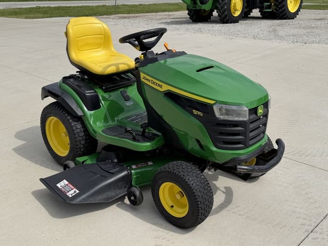 Image of John Deere S170 equipment image 1