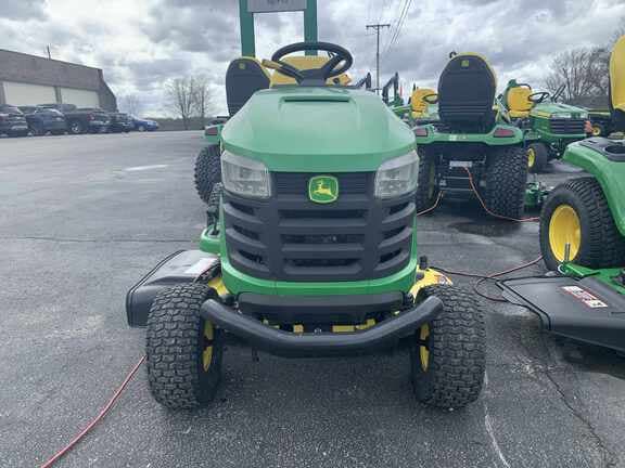 Image of John Deere S220 equipment image 2