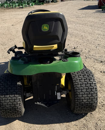 Image of John Deere S220 equipment image 4