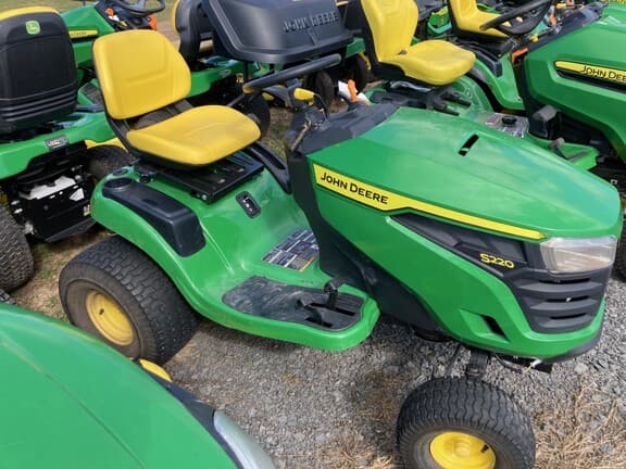 Image of John Deere S220 Primary image