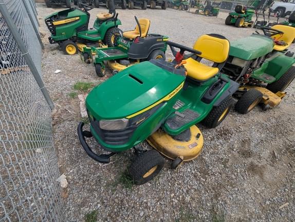 Image of John Deere S240 equipment image 3