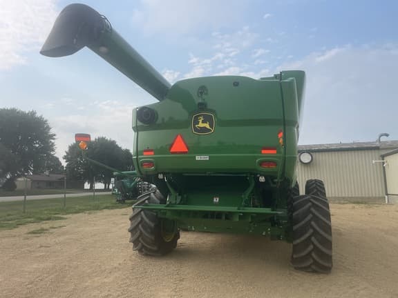 Image of John Deere S760 equipment image 4