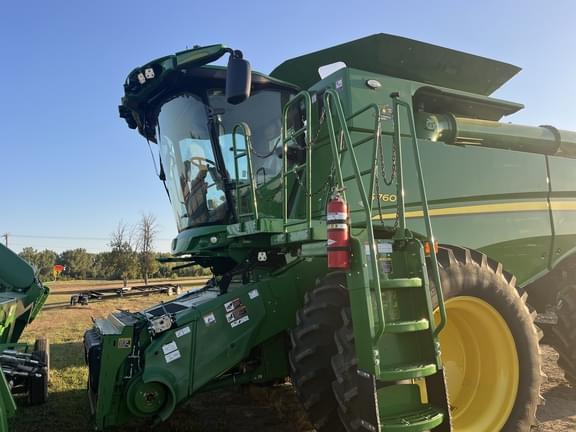Image of John Deere S760 equipment image 1