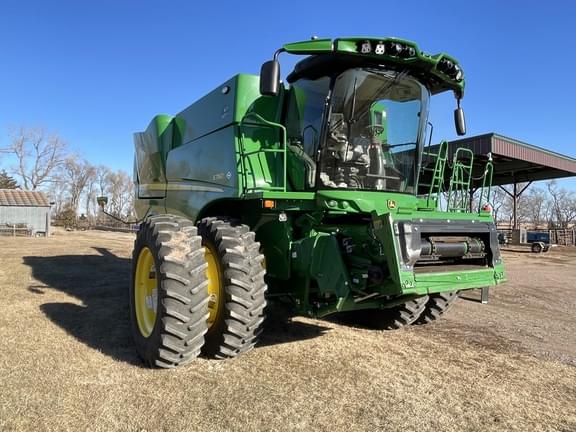 Image of John Deere S760 equipment image 2