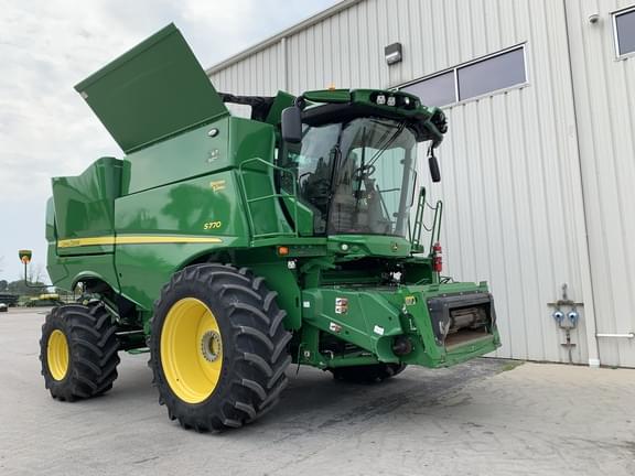 Image of John Deere S770 equipment image 4