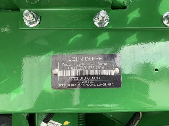 Image of John Deere S770 equipment image 1