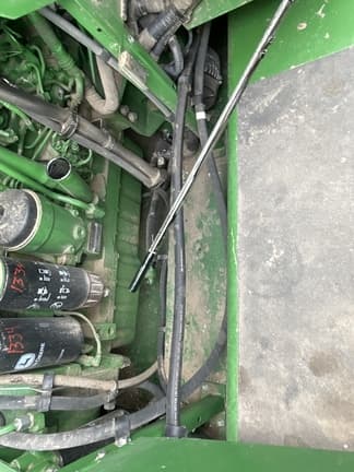 Image of John Deere S770 equipment image 2