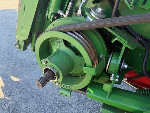 Image of John Deere S770 equipment image 4