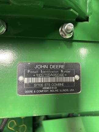 Image of John Deere S770 equipment image 2